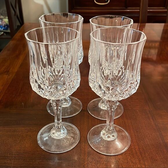 Cristal D'Arques Other - Cristal D'Arques Wine Glasses 8 oz. Crystal Longchamp